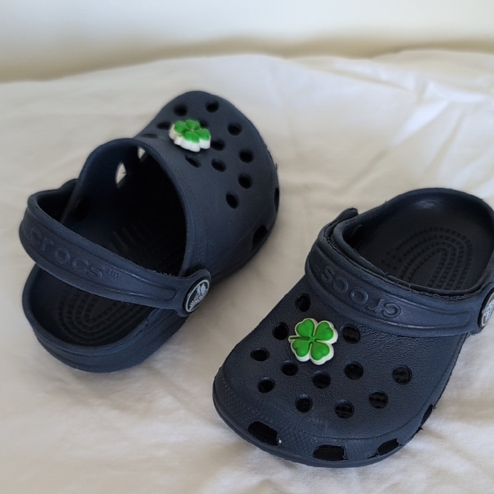 Crocs Kids Navy Clogs with Green Charm